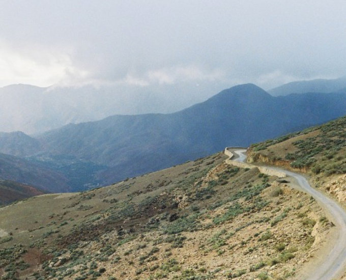 Cinco carreteras de vértigo alrededor del mundo
