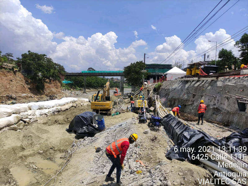 OBRAS DE EMERGENCIA METRO  ESTACIÓN ACEVEDO