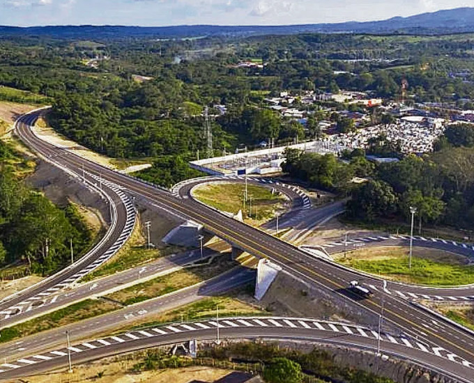 Colombia: inauguran una carretera de cuarta generación